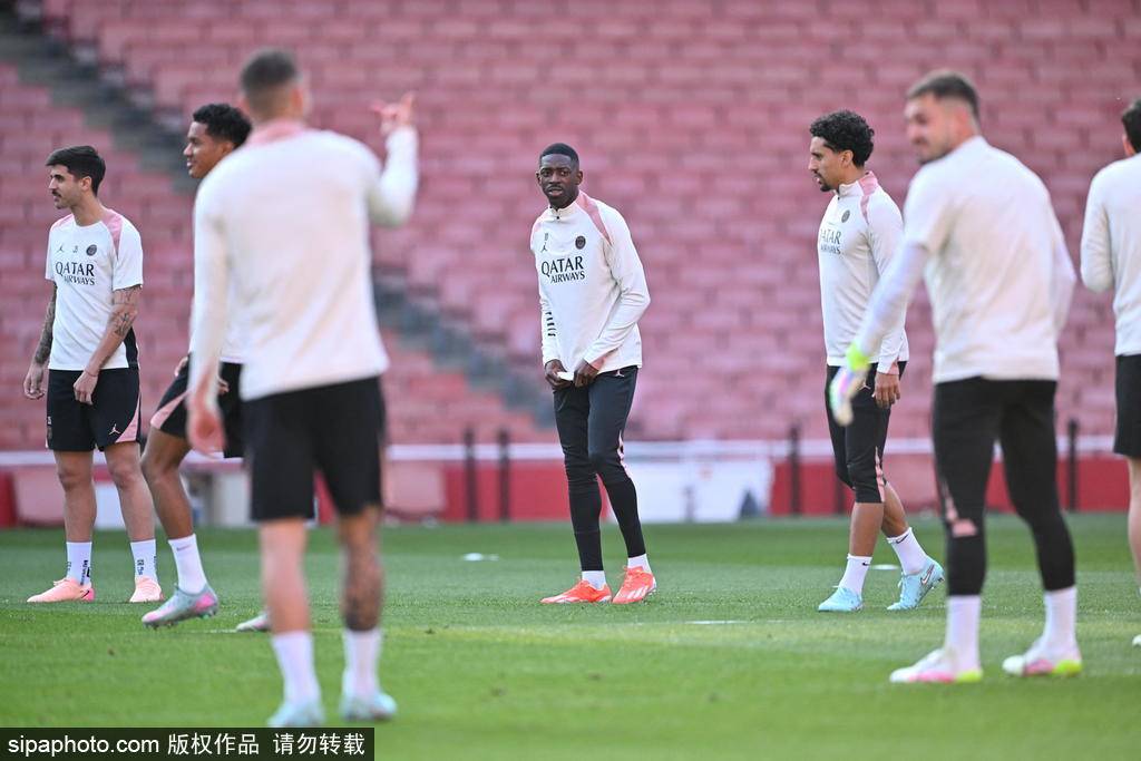 法甲终局疯狂夜！尼斯抢下欧冠末班车，里昂欧战悬念丛生，圣埃蒂安挥泪降级！